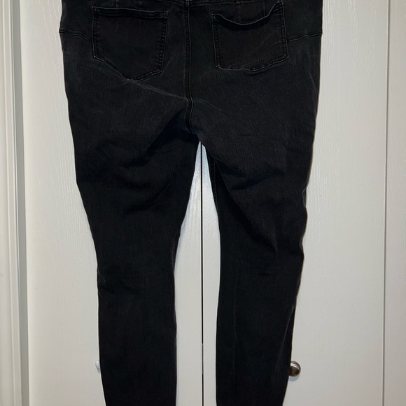 Torrid Bombshell Skinny Premium Stretch High-Rise Destructed Jean - Picture 5 of 15